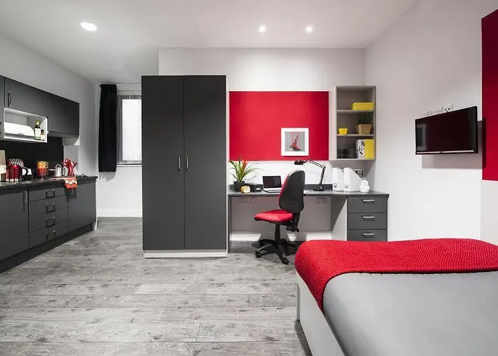 Destiny Student - Arran House